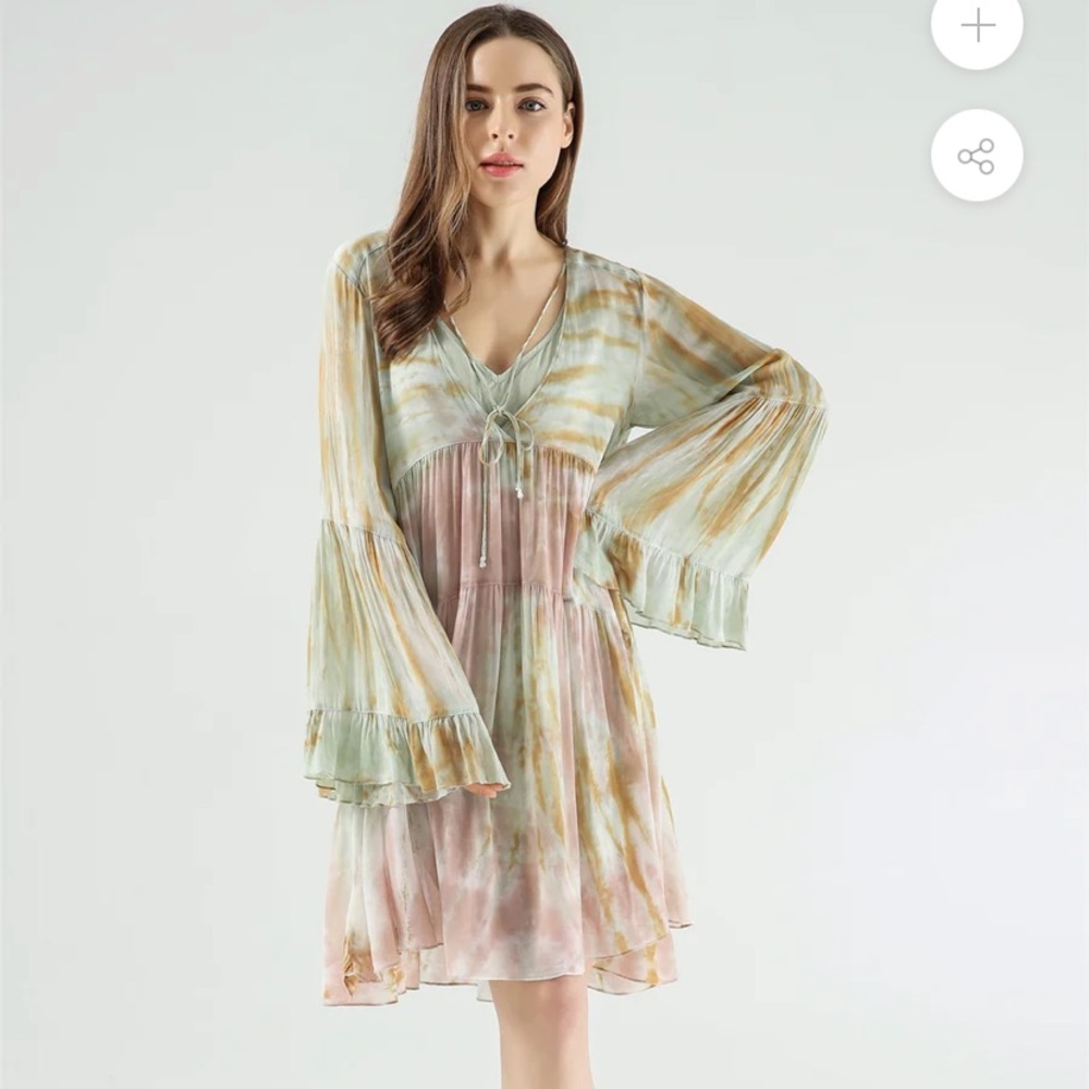 NWOT Young, Fabulous and Broke Dress